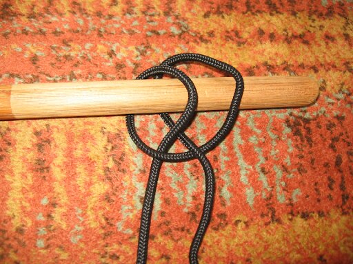  Clove hitch step 2