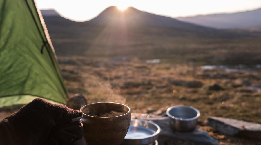 Breakfast in a tent 