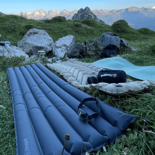 Air Mat inflatable mat with built-in Snugpak® pump. Photo: Rigad