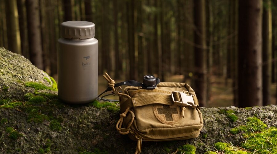 First-aid kit and a food jar 