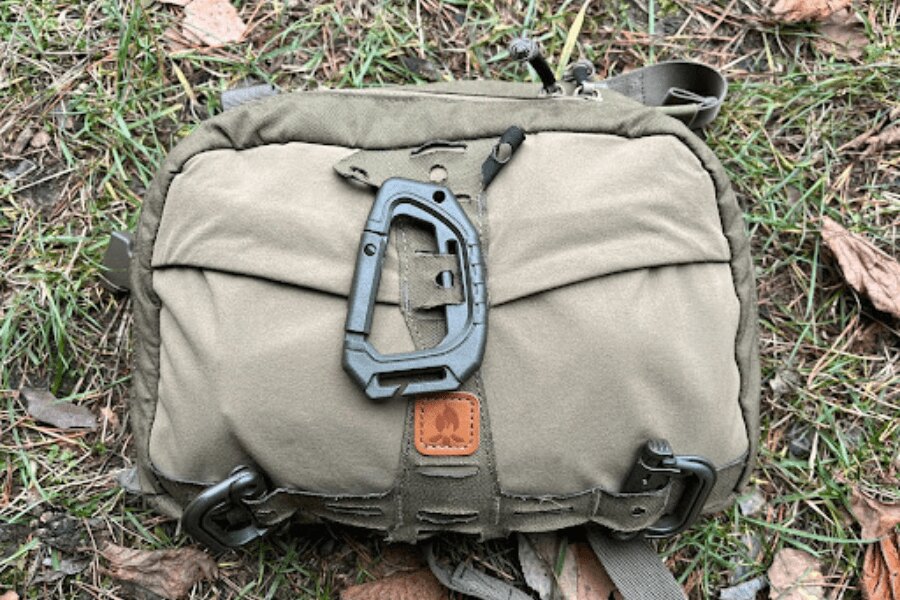 Chest pack Helikon-Tex Numbat - front part. Source: Tibor Hrušecký