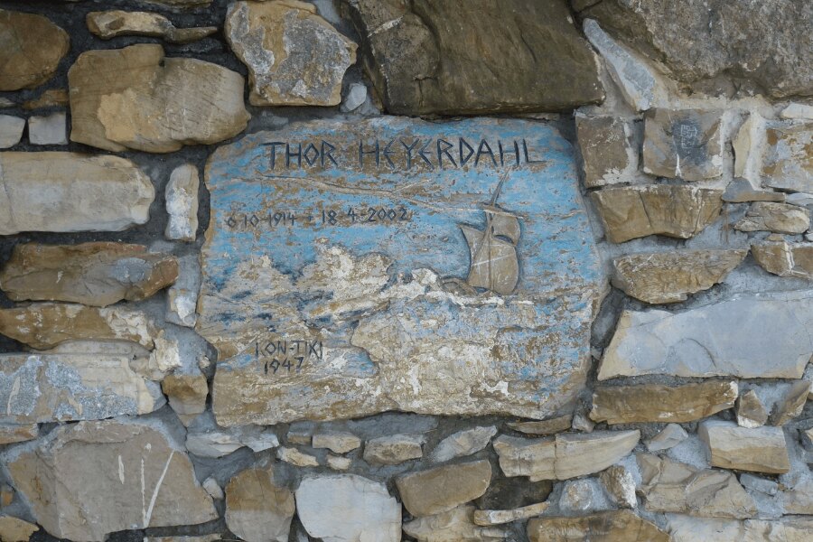 Memorial stone of Thor Heyerdahl