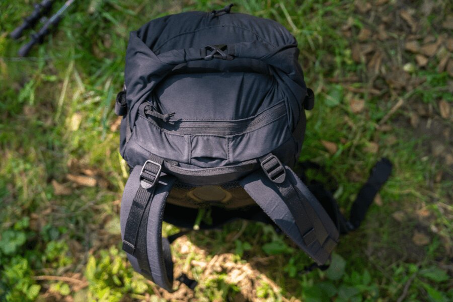 Backpack Summit Helikon-Tex, top side. Source: L.G. (author)