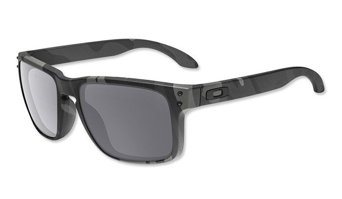 Holbrook™ SI Oakley® Glasses