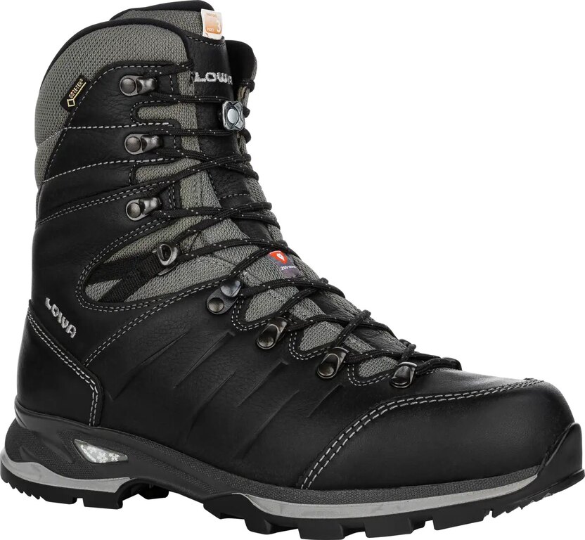 LOWA Yukon Ice II GTX Winter Shoes