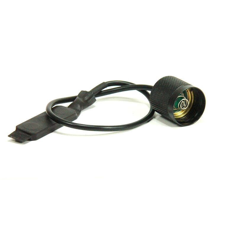 Remote pressure switch for the E5 PowerTac® flashlight